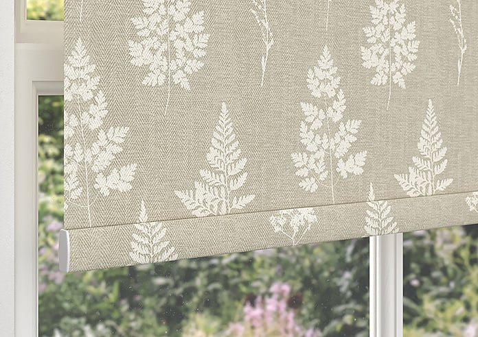 Emily Bond Tynesfield, Linen - Roller Blind - Image 4